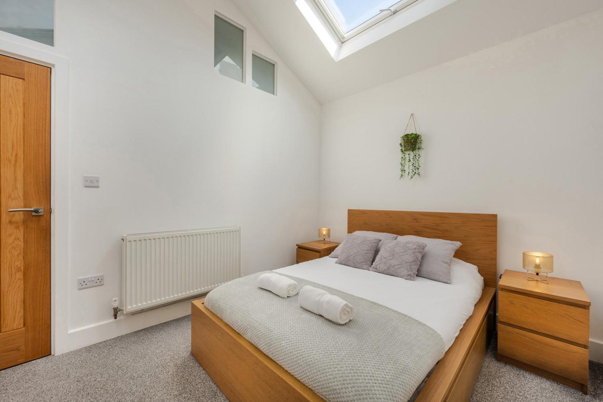 Stylish Two Bedroom Apartment By Central London With Garden Londres Exterior foto
